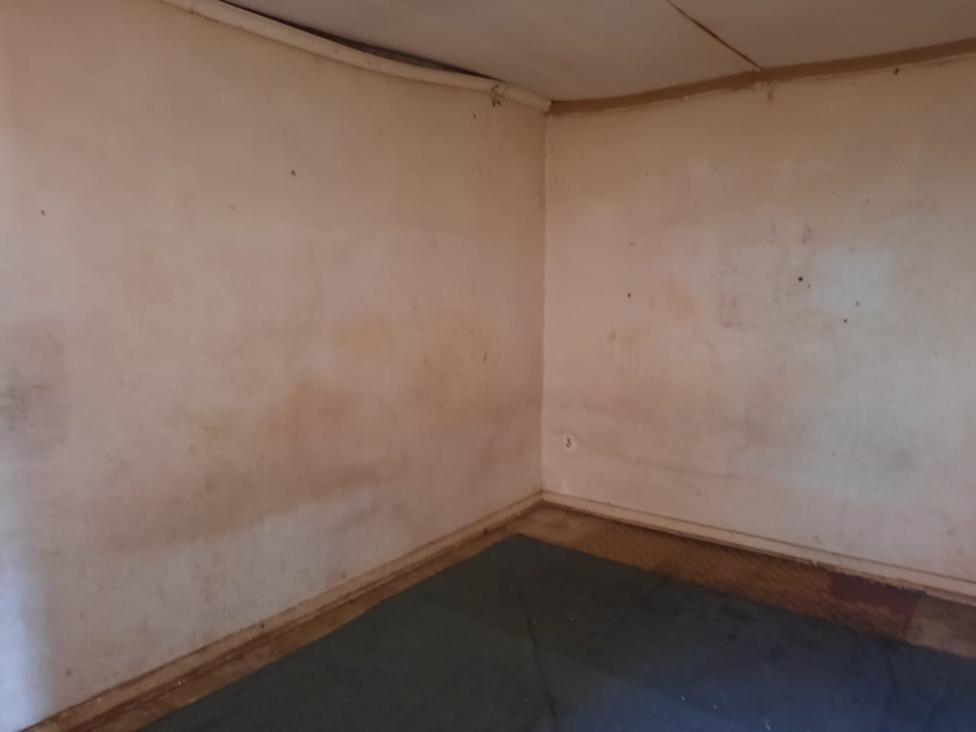 8 Bedroom Property for Sale in Odendaalsrus Free State